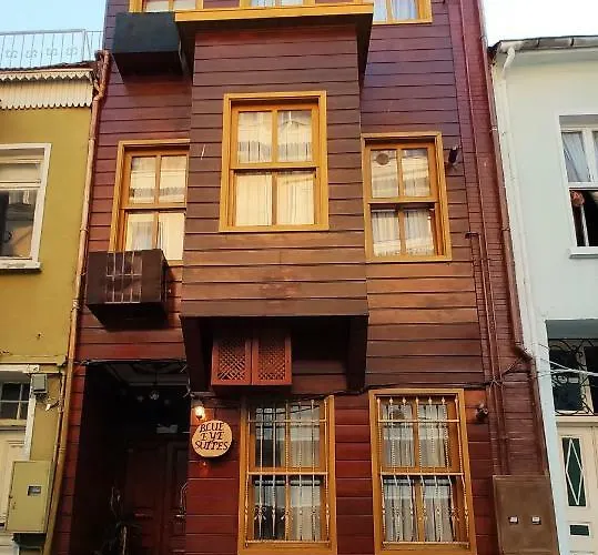 Blue Eye Апартаменты *