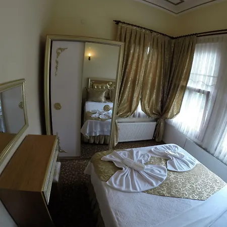 Daire Blue Eye *